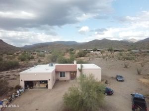42211 N Spur Cross Rd