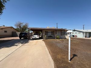 7256 E. McKellips